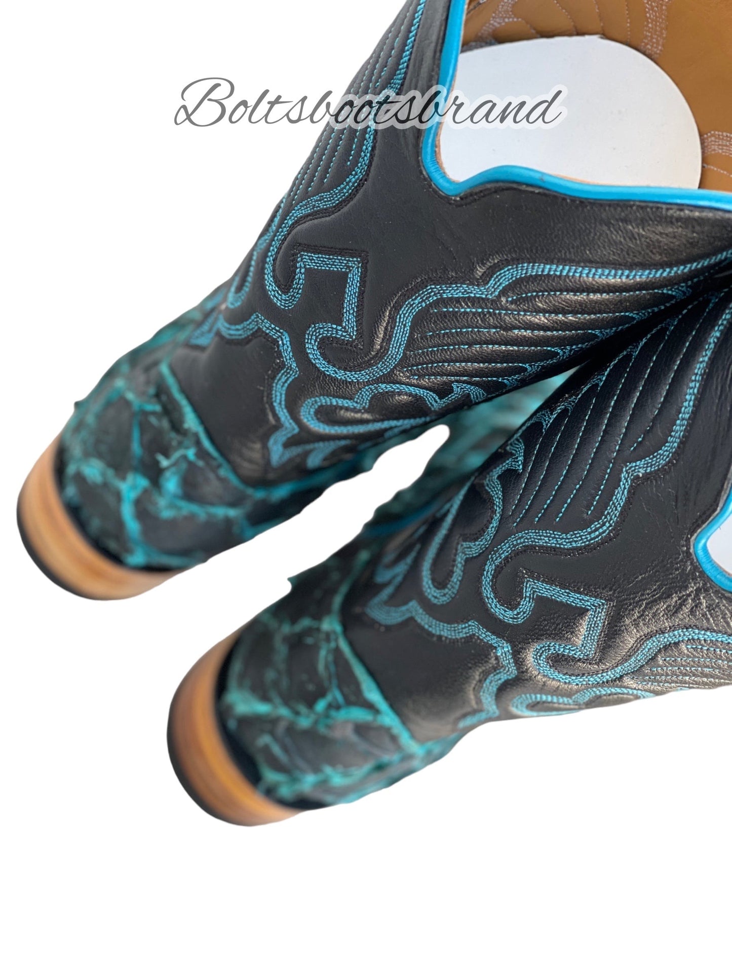 Moon ๐ Turquise (( pirarucu Boltsboots collection)