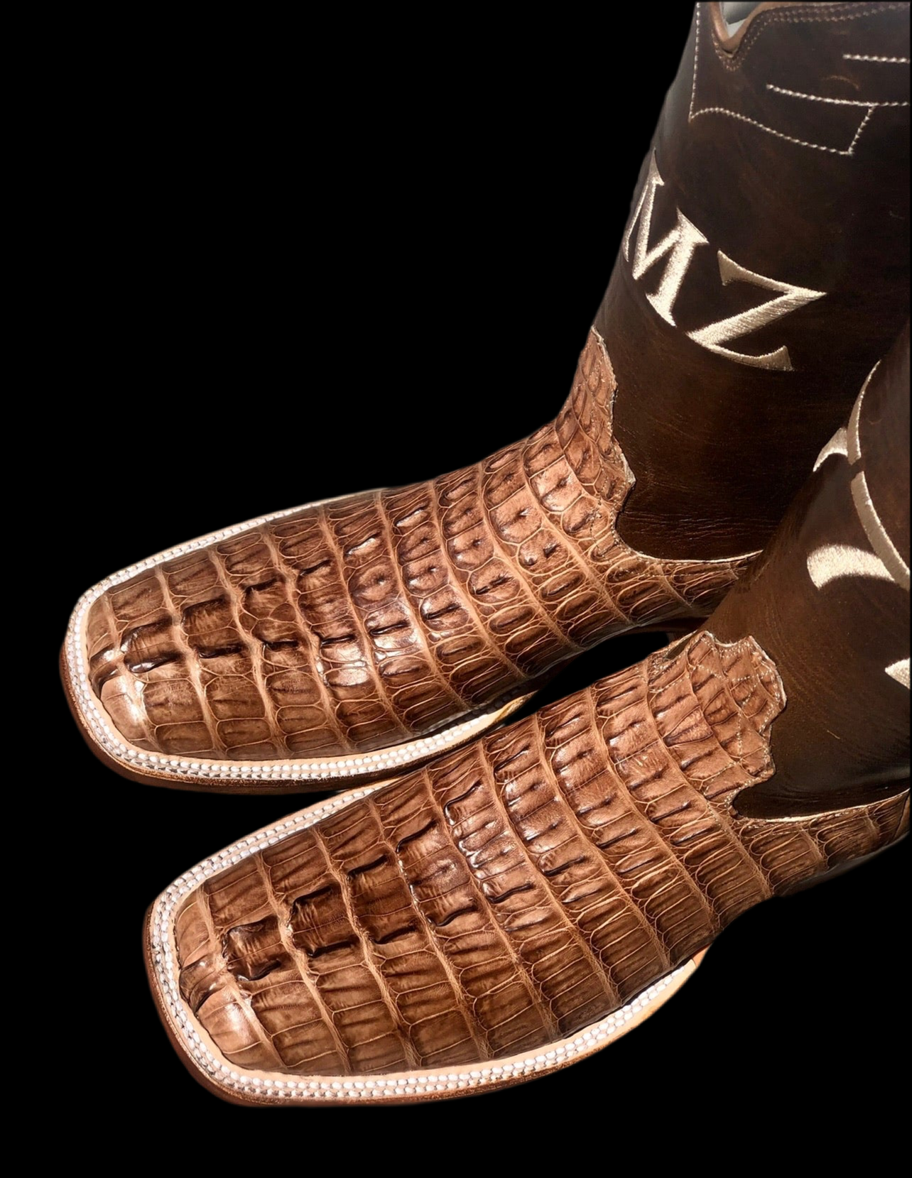 Light brown caiman tail Boltsboots signature