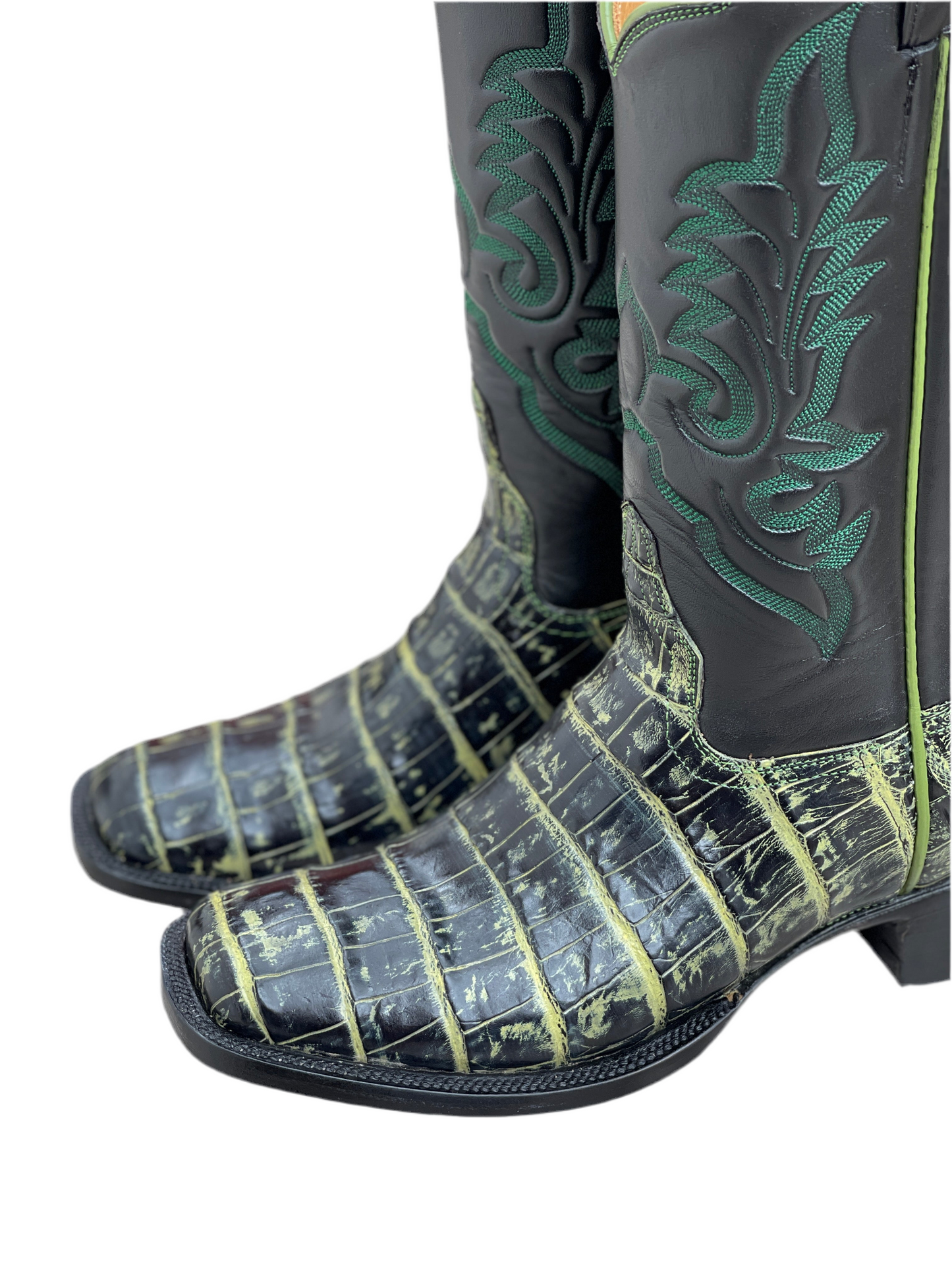 Amazon green (( Boltsboots signature))