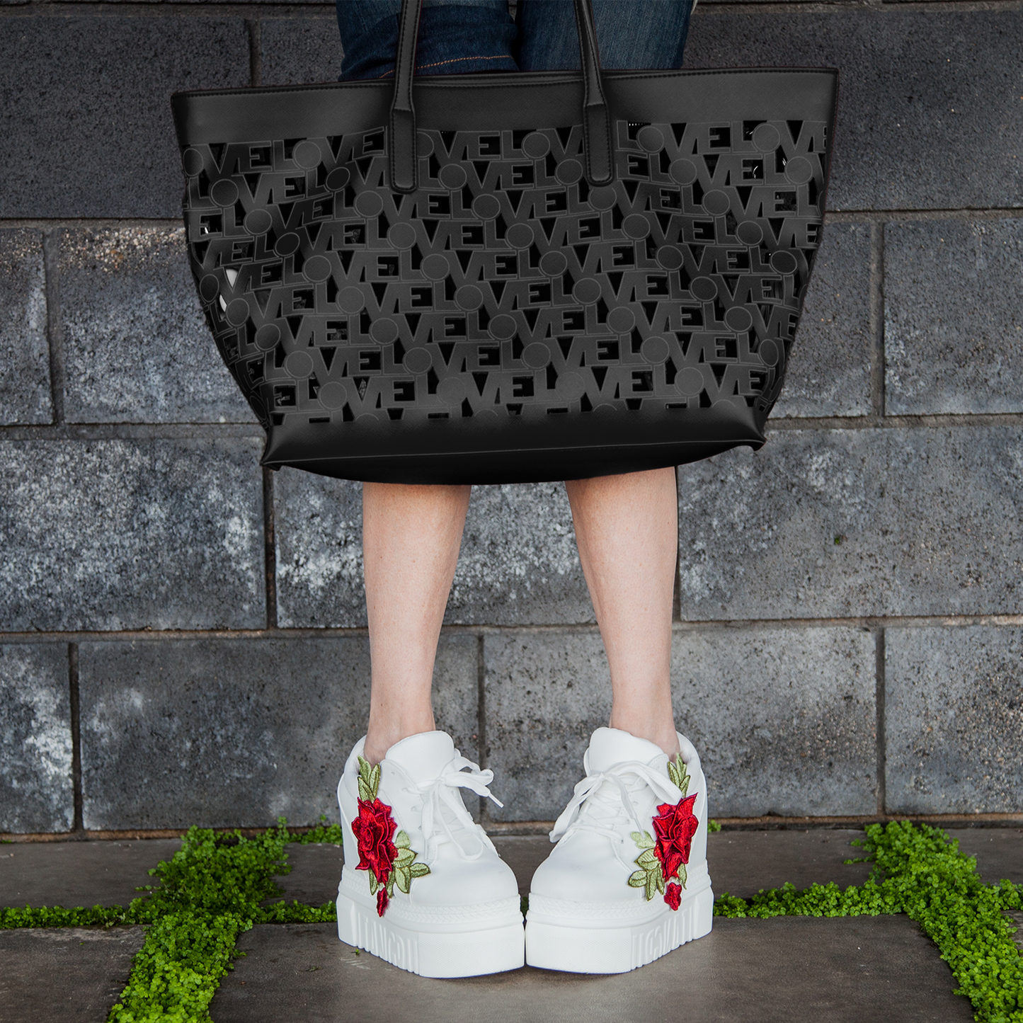 NEW LOVE TOTE COLORS