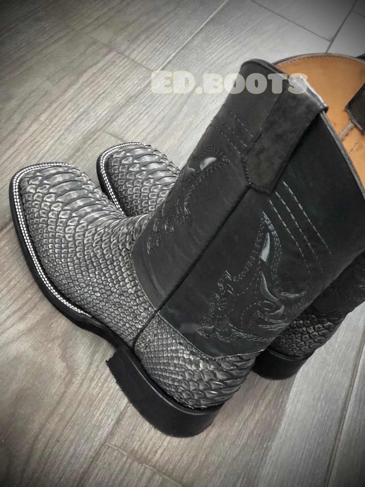 Men’s Newsletter gray by ED.boots