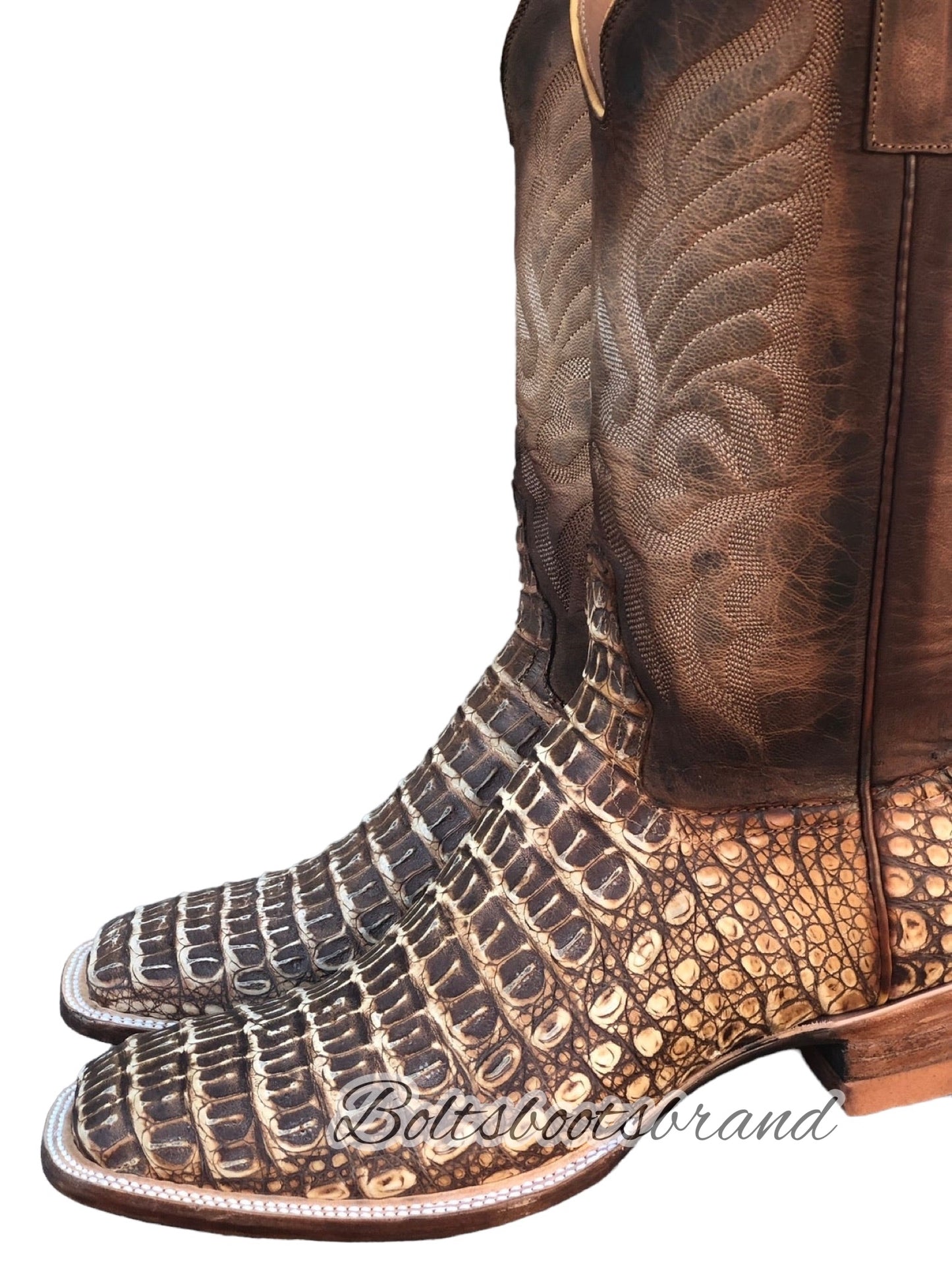 Rustic caiman Boltsboots signature