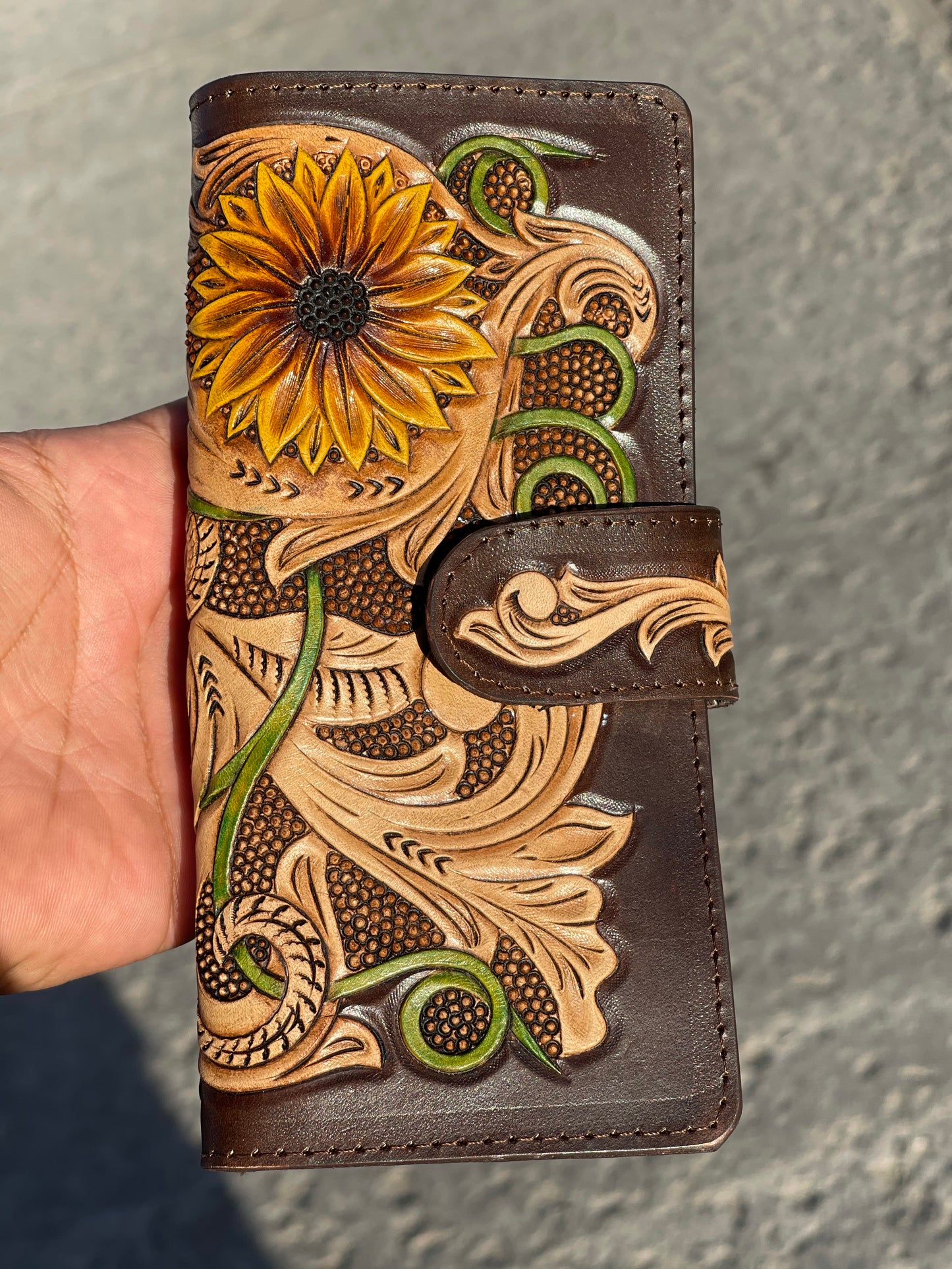 The original sunflower 🌻 wallet